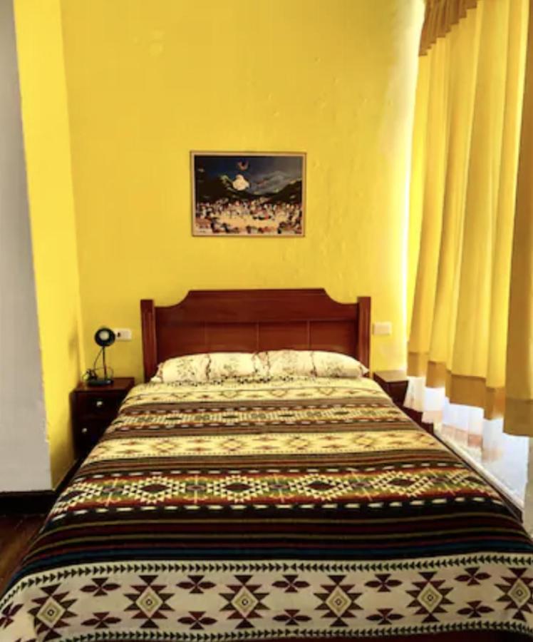 Blue Door Housing Historic Quito Hotel Luaran gambar