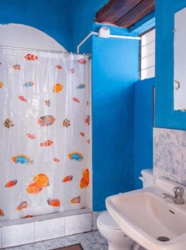 Blue Door Housing Historic Quito Hotel Luaran gambar