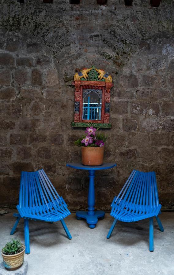 Blue Door Housing Historic Quito Hotel Luaran gambar