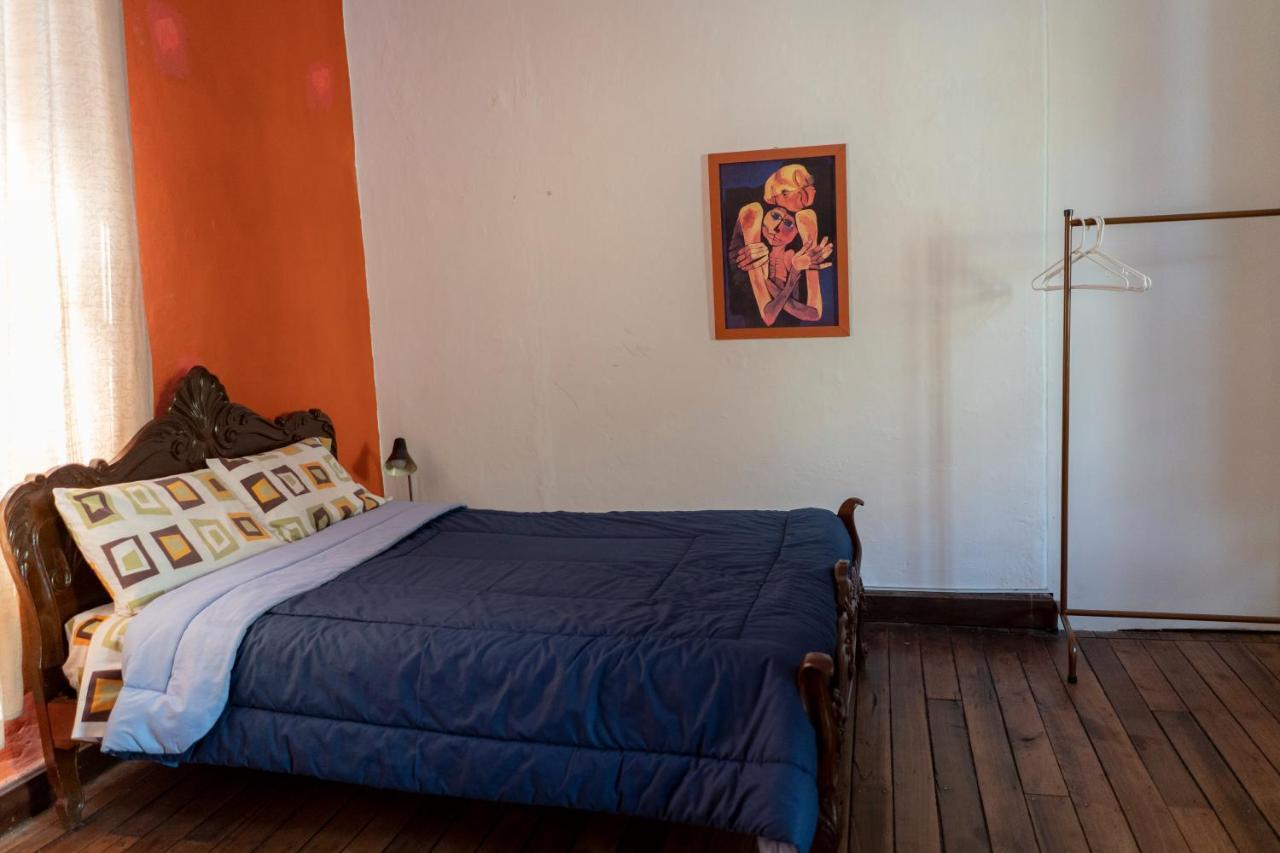 Blue Door Housing Historic Quito Hotel Luaran gambar